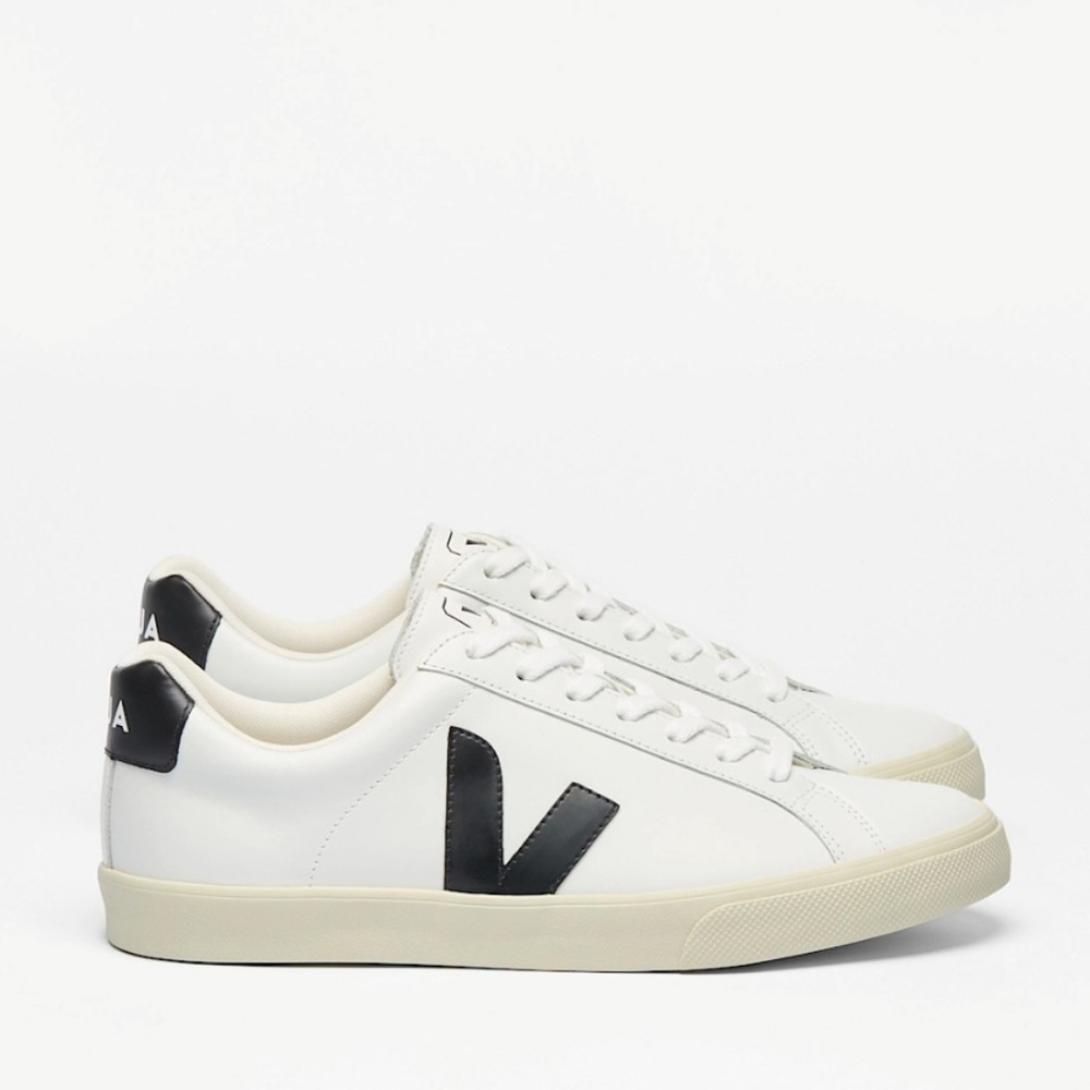 New Veja Esplar Sneaker  size 7
